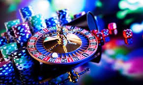 12bets ဘင်ဂို room ထဲ card ဝယ်ပြီး live draw ကြည့်ကာ ကစားနေသည့် မြင်ကွင်း